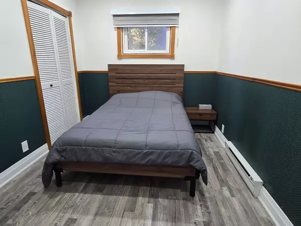 Bracebridge, ON P1L 1W8,375 Santas Village RD