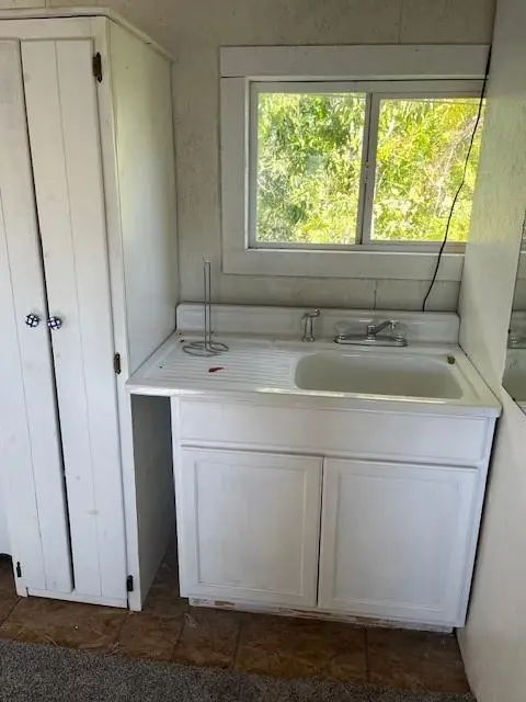 1210 Second Street, Goldthwaite, TX 76844