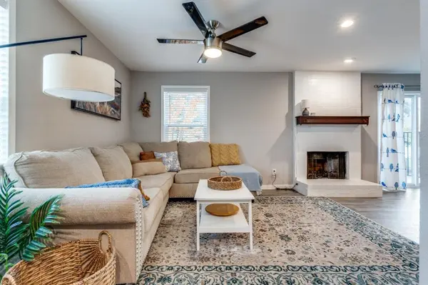 Dallas, TX 75231,6900 Skillman Street #109