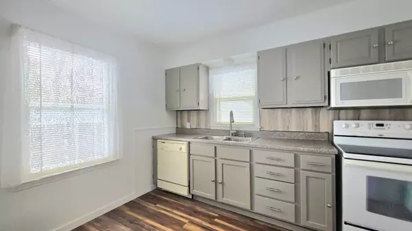 Jackson, MI 49203,2426 Midday ST