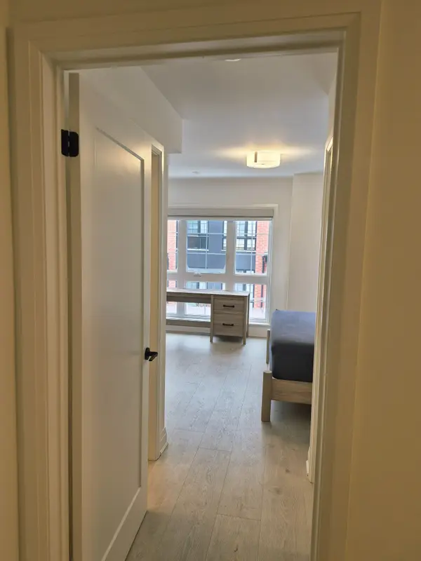 Vaughan, ON L4J 8A2,114 Alton CRES #(Second Level)