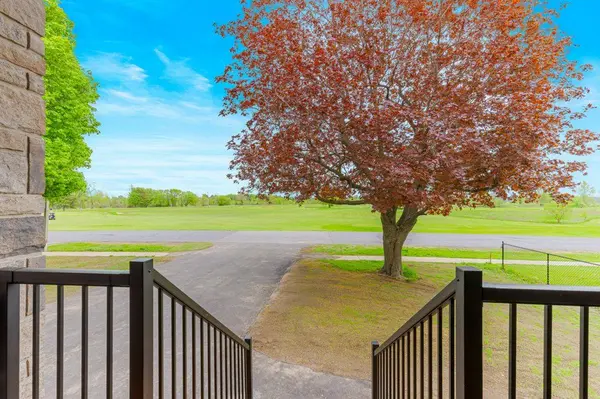 South Dundas, ON K0E 1K0,30 Lakeview DR