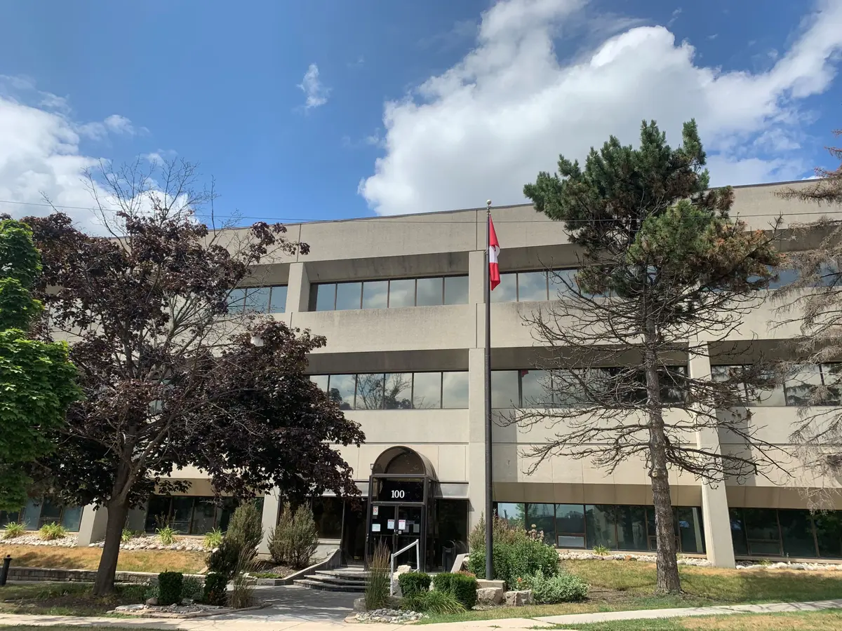 Toronto C15, ON M2H 2N8,100 Tempo AVE #200