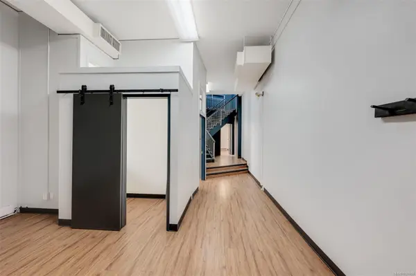 733 Johnson St #301, Victoria, BC V8W 3C7