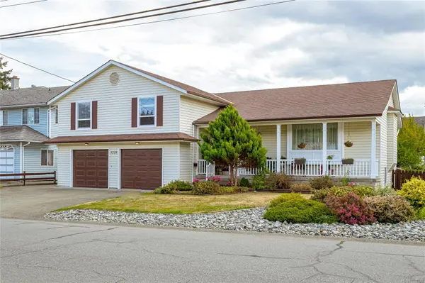 3220 Moorfield Rd, Duncan, BC V9L 4A9