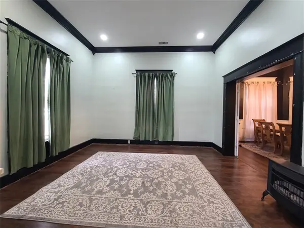 Denison, TX 75020,615 W Gandy Street