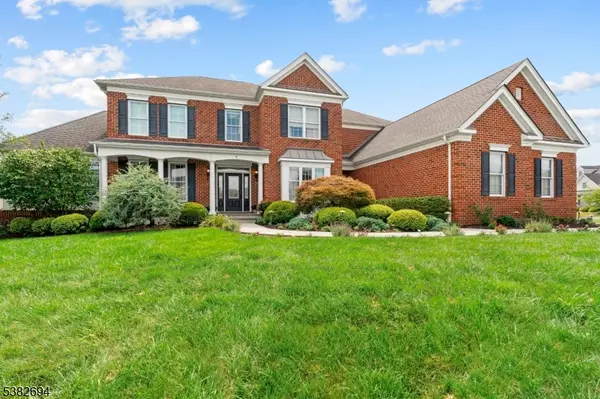 Raritan Twp., NJ 08822,5 Erin Place