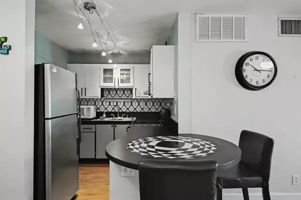 Oakland Park, FL 33334,3000 NE 16th Ave #305