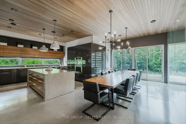 London South, ON N6K 4R8,9385 ELVIAGE DR