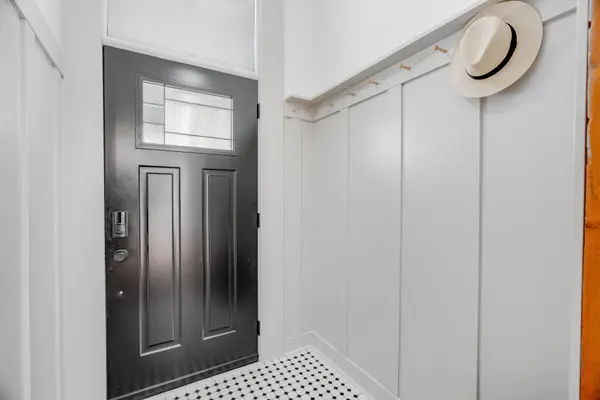 London East, ON N5Z 2K4,75 Elm ST