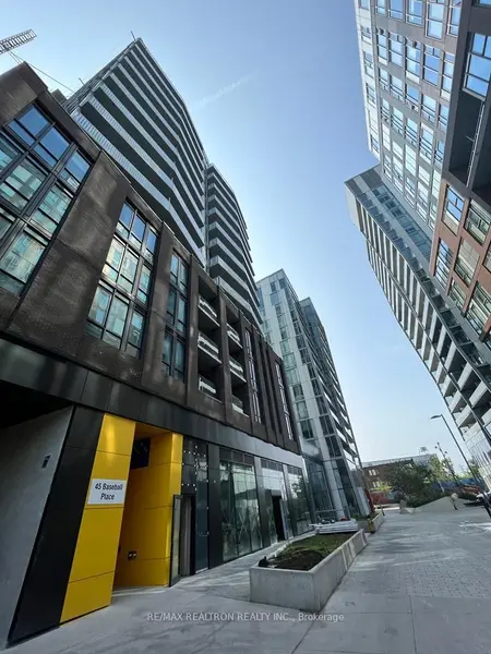 45 Baseball PL E #207, Toronto E01, ON M4M 0H1