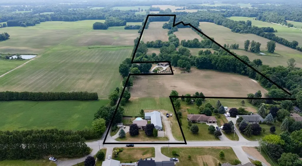 686 Goshen RD, Norfolk, ON N4G 3C9