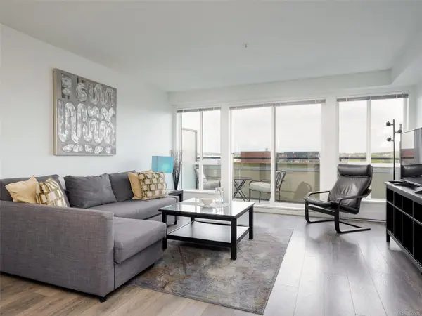 Victoria, BC V8W 0C5,517 Fisgard St #405