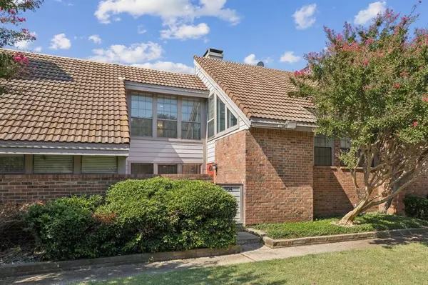 Dallas, TX 75287,18240 Midway Road #904