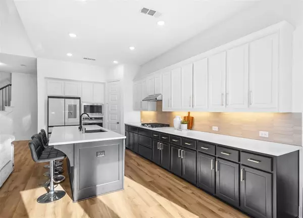 Aubrey, TX 76227,1136 Saddle Ridge Drive