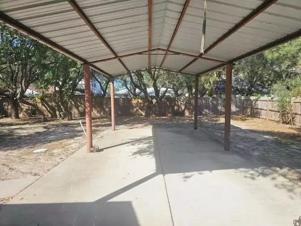 Rockport, TX 78382,217 Griffith Drive