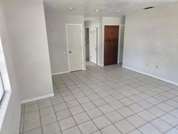 Rockport, TX 78382,217 Griffith Drive