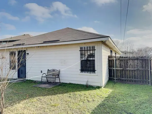 Dallas, TX 75217,1635 Red Cloud Drive