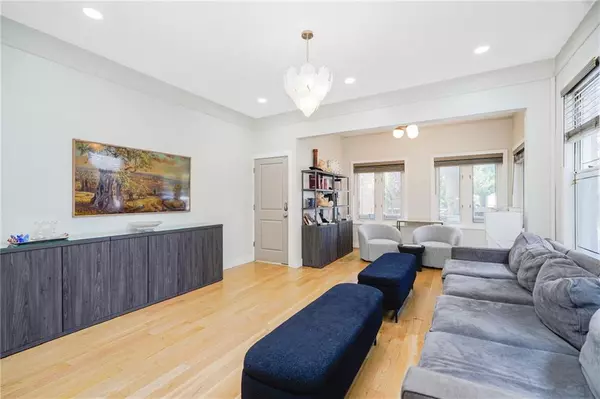 Brooklyn, NY 11230,619 Avenue M