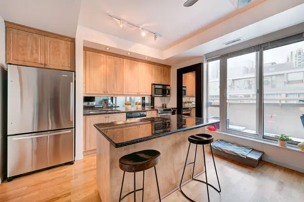 Toronto C10, ON M4P 3J9,900 Mount Pleasant RD #525