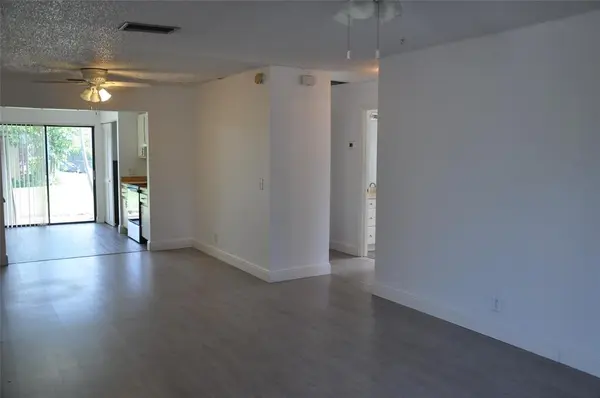 Lake Worth, FL 33461,4306 Royal Banyan Way #C-9