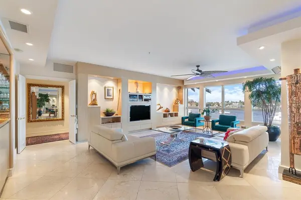 Fort Lauderdale, FL 33304,209 N Birch Rd #401