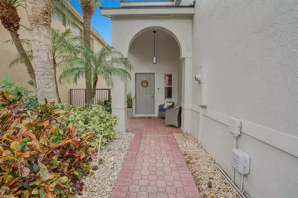 Lake Worth, FL 33463,7587 Sierra Ridge Ln