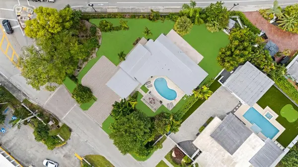 Fort Lauderdale, FL 33316,2711 Mayan Dr