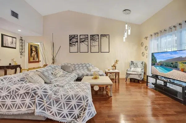 Coral Springs, FL 33071,9924 NW 3rd Place