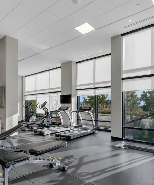 Barrie, ON L4N 4E8,681 Yonge ST #PH-719