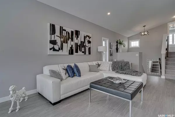 Saskatoon, SK S7V 1W1,503 Asokan AVENUE