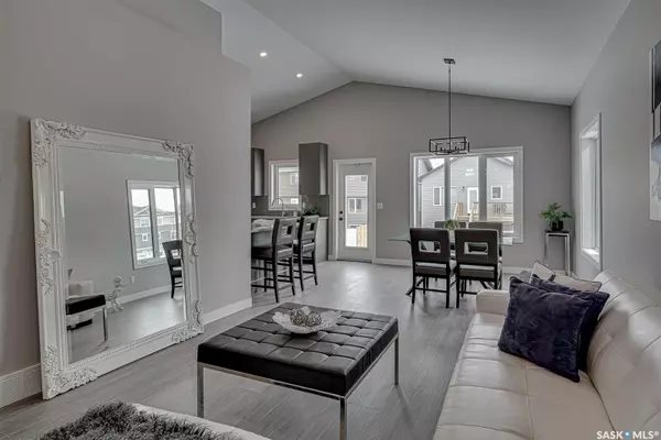 Saskatoon, SK S7V 1W1,503 Asokan AVENUE