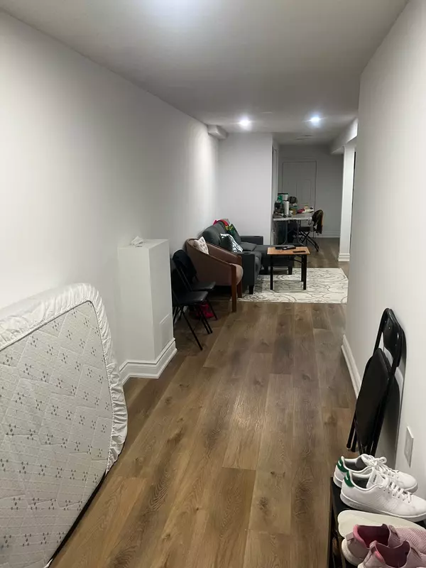 Brampton, ON L6X 4S9,115 Tiller TRL