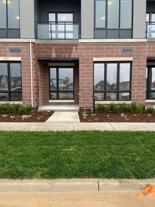 Oakville, ON L6M 1S1,3265 Carding mill TRL #108