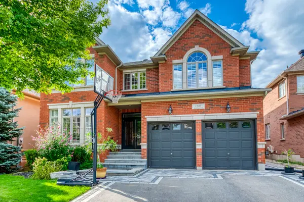 1507 Arrowhead RD, Oakville, ON L6H 7V6