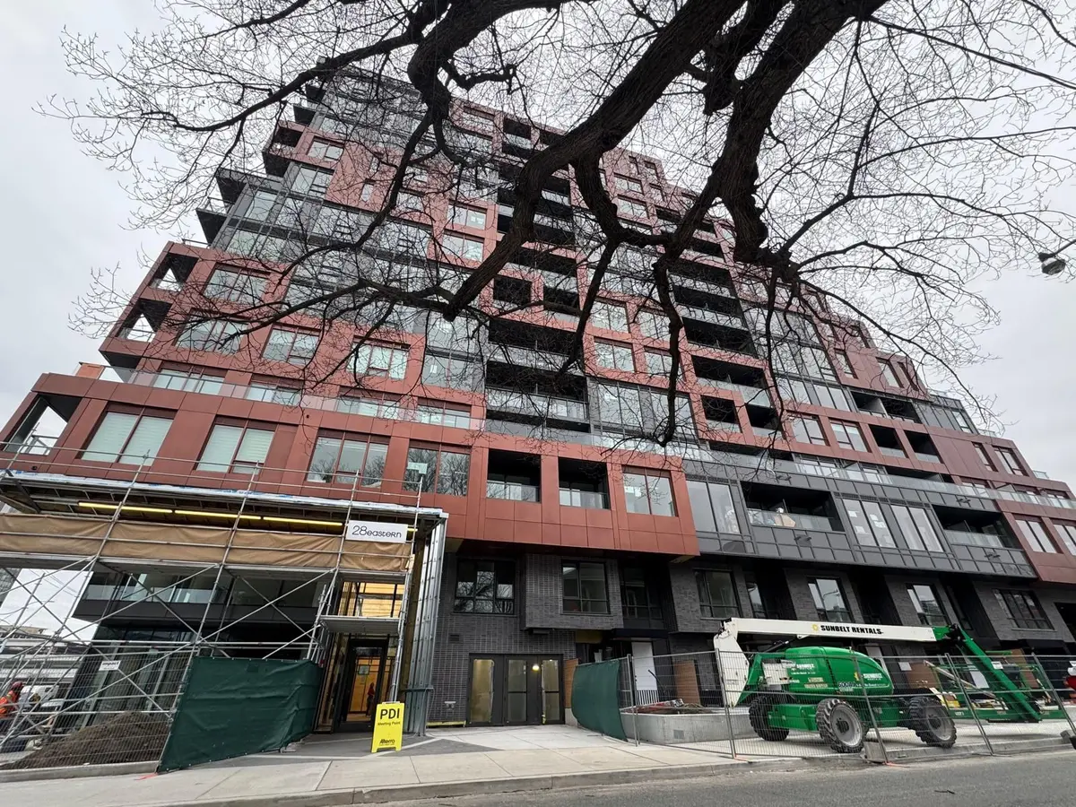 Toronto C08, ON M5A 0Y2,28 Eastern AVE #922