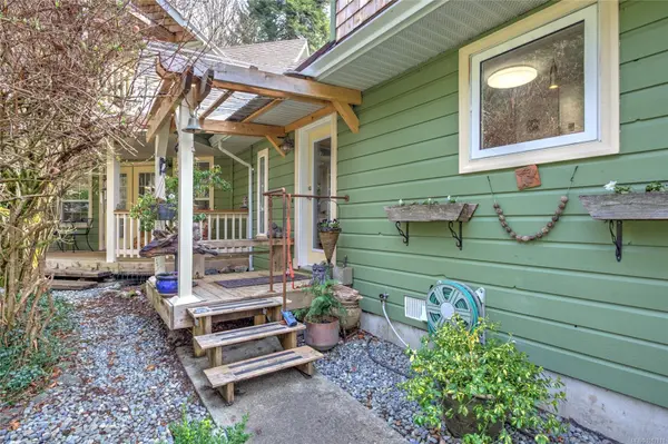 Lake Cowichan, BC V0R 3E1,7777 Sunset Dr