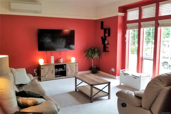 Campbell River, BC V9W 7M3,824 Springbok Rd