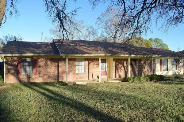 703 S 4th Street,  Crandall,  TX 75114