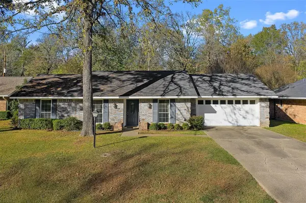 137 Elmview Lane,  Haughton,  LA 71037