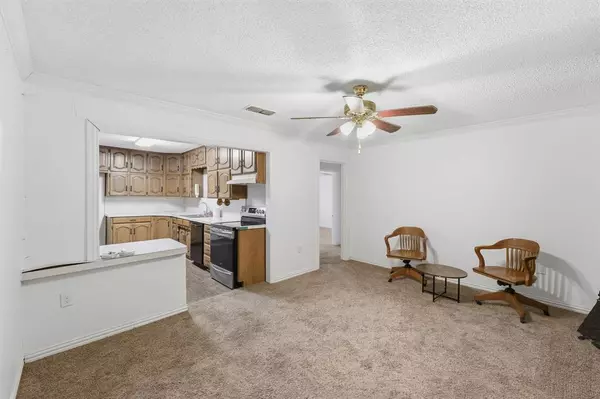 Irving, TX 75060,1911 Pembroke Street