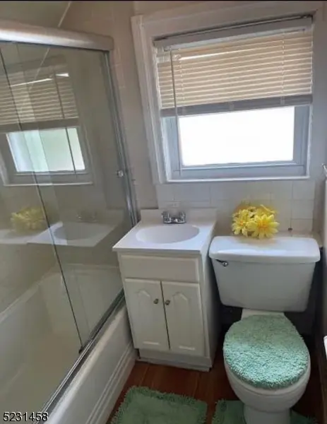 Newark City, NJ 07104,11-13 Carteret St