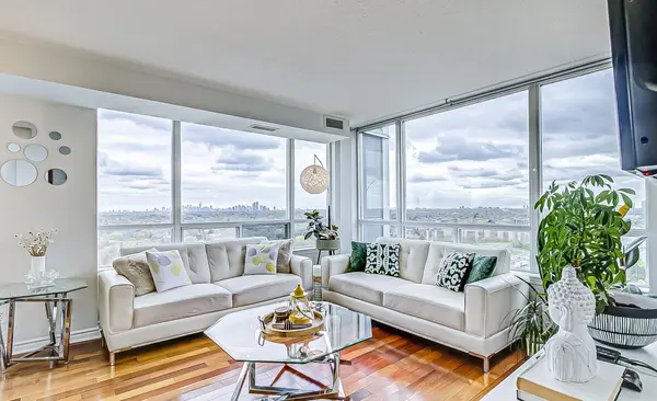 Toronto C15, ON M2K 3C1,1 Rean DR #1910