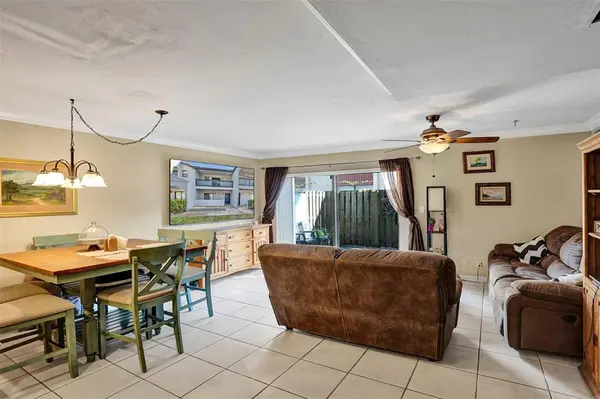 Coral Springs, FL 33065,10291 NW 33RD ST #2