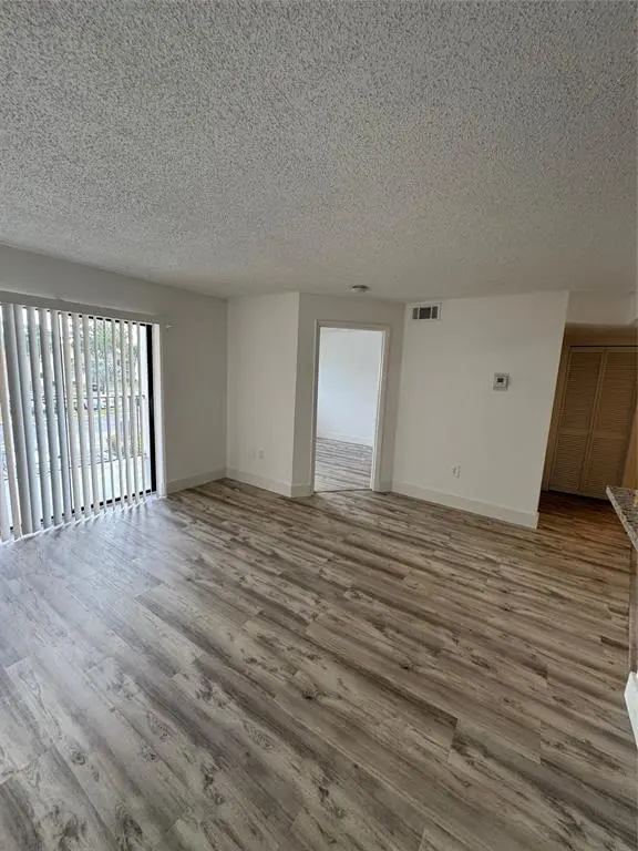 Hollywood, FL 33025,Address not disclosed