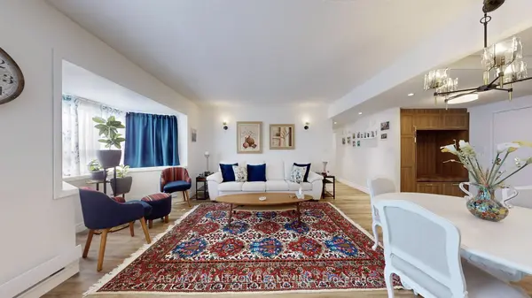 East Gwillimbury, ON L9N 1M9,166 Olive ST #210