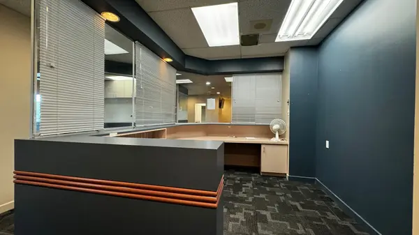 Barrie, ON L4M 4S5,190 Cundles RD E #203