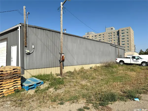 North Battleford, SK S9A 0L7,1161 98th STREET