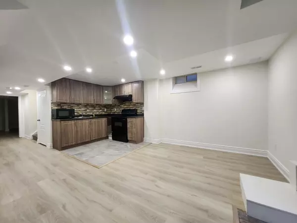 Brampton, ON L7A 1N7,3 cedarvalley BLVD