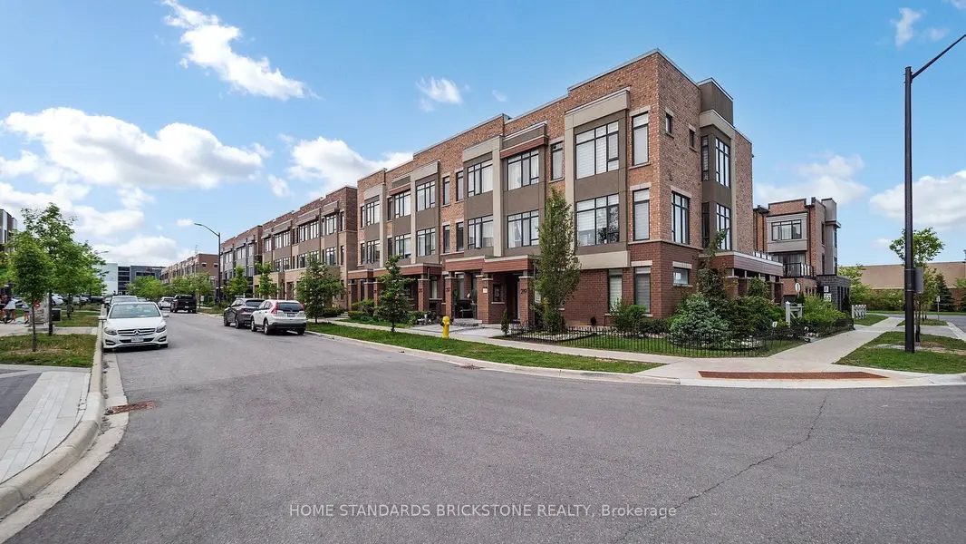 215 Salterton CIR, Vaughan, ON L6A 4Z2